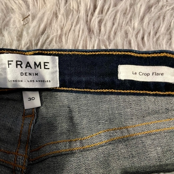🌸HP🌸 Frame Le Crop Flare Denim (30) - Picture 4 of 6